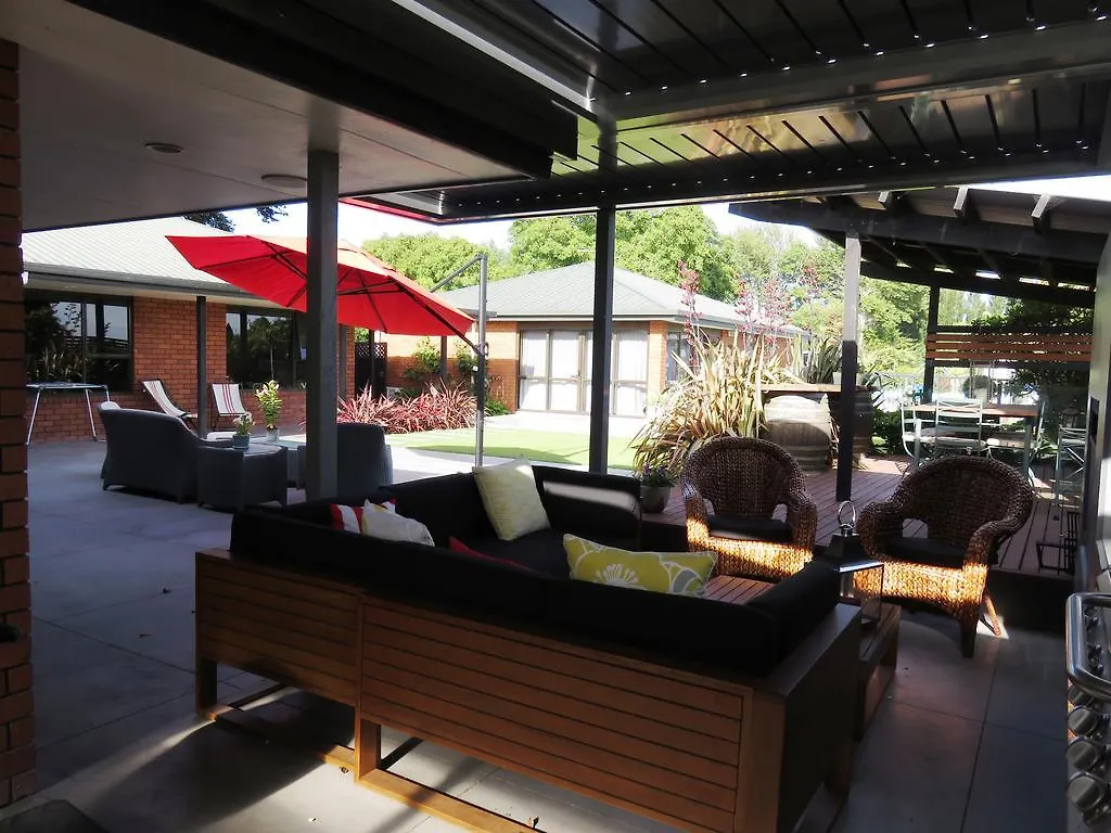 Maples On Harewood Bed & Breakfast Christchurch